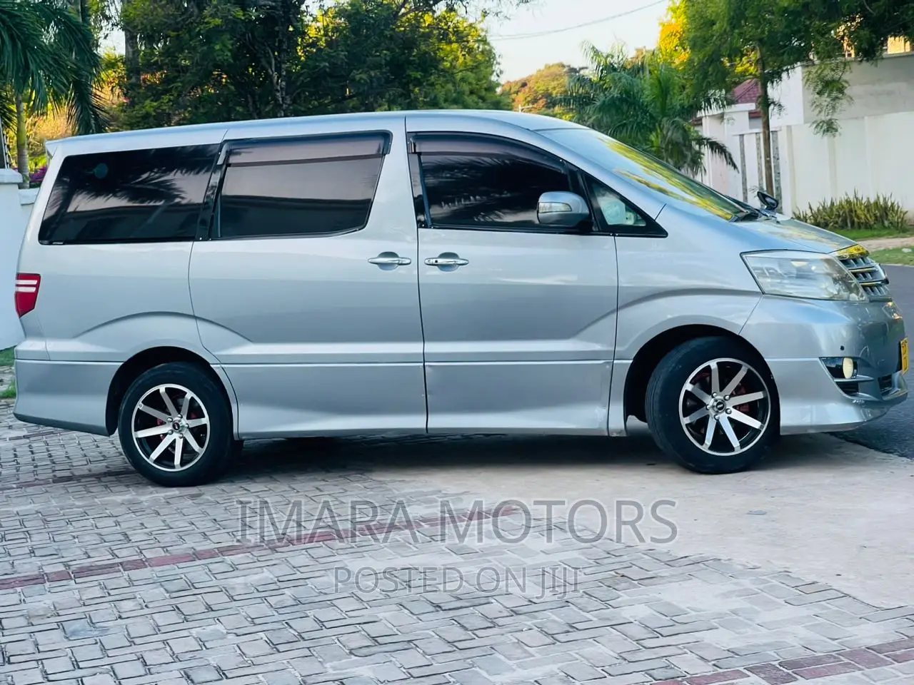 Toyota Alphard 2007 Silver