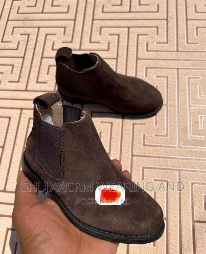 Viatu Vya Watoto (Children's Shoes)