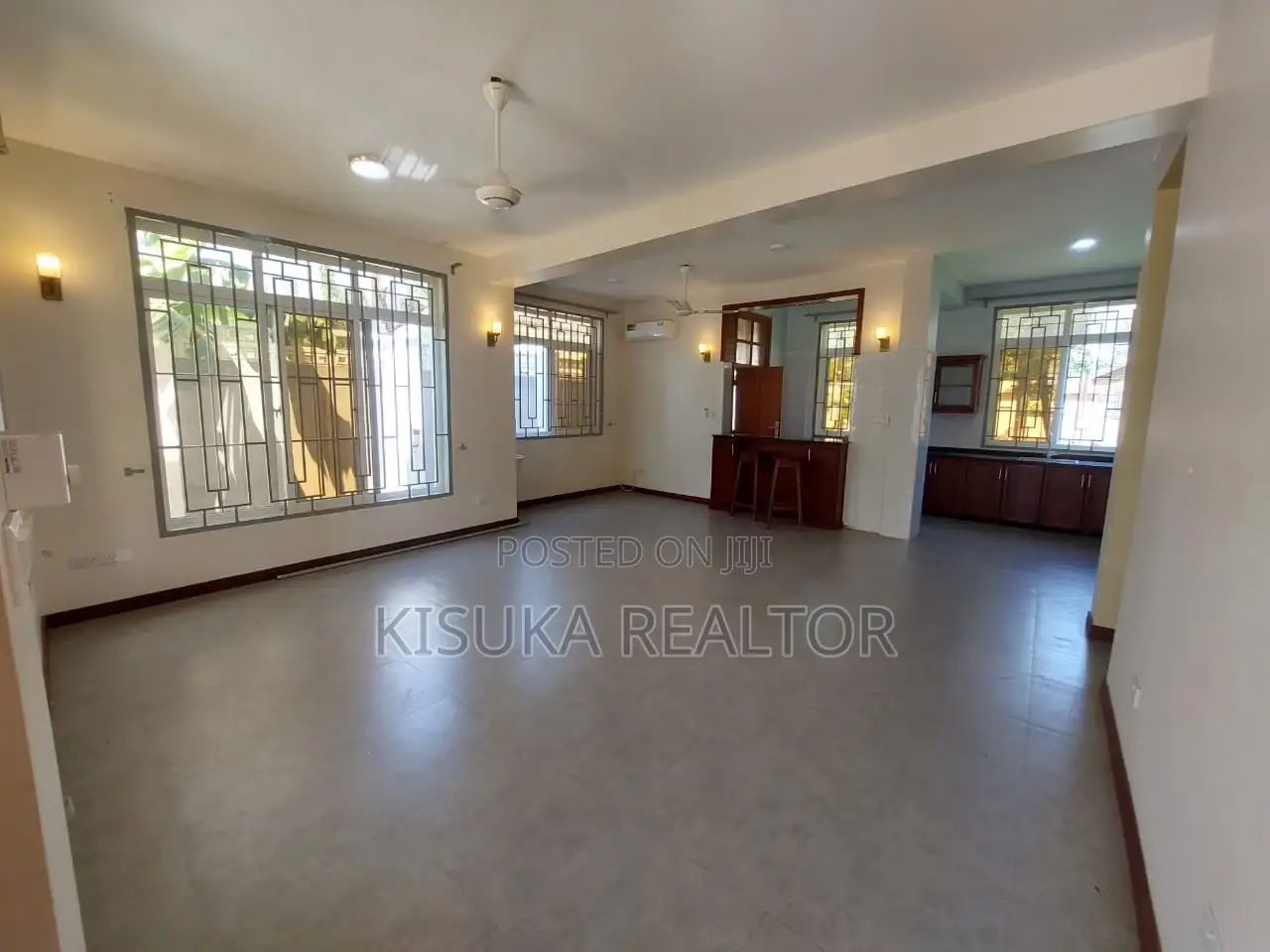 6bdrm House in Ada Estate for rent