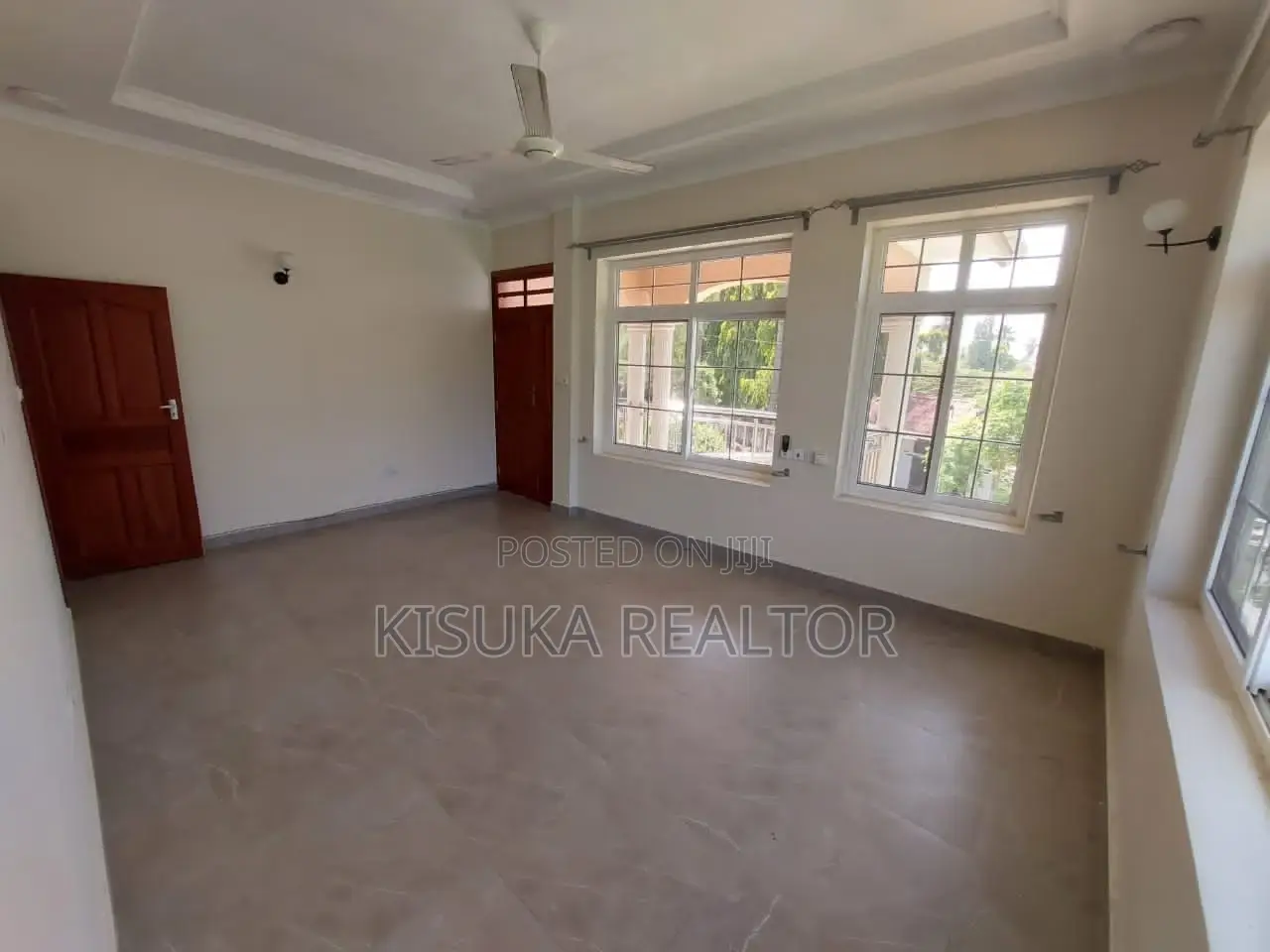 6bdrm House in Ada Estate for rent