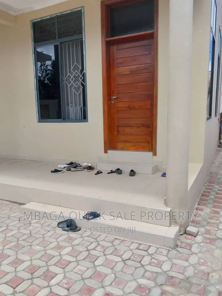 3bdrm Apartment in Boko  Basihaya, Kinondoni for rent