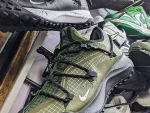 ACG New NIKE Sneakers Original Green