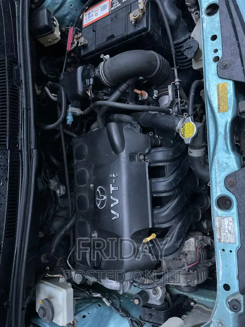 Toyota IST 2005 Blue