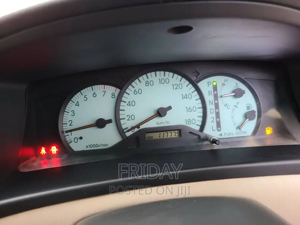 Toyota Corolla Spacio 2004 Silver