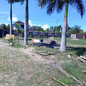 Plot for Sale Bahari Beach!#!