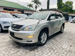 Toyota Harrier 2005 Silver