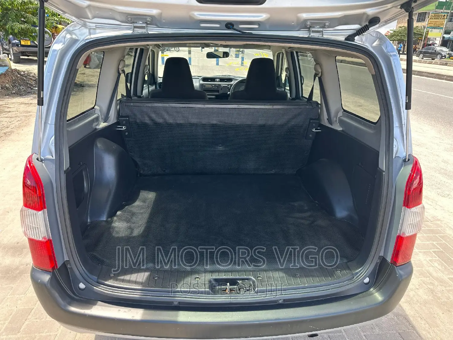 Toyota Probox 2015 Silver