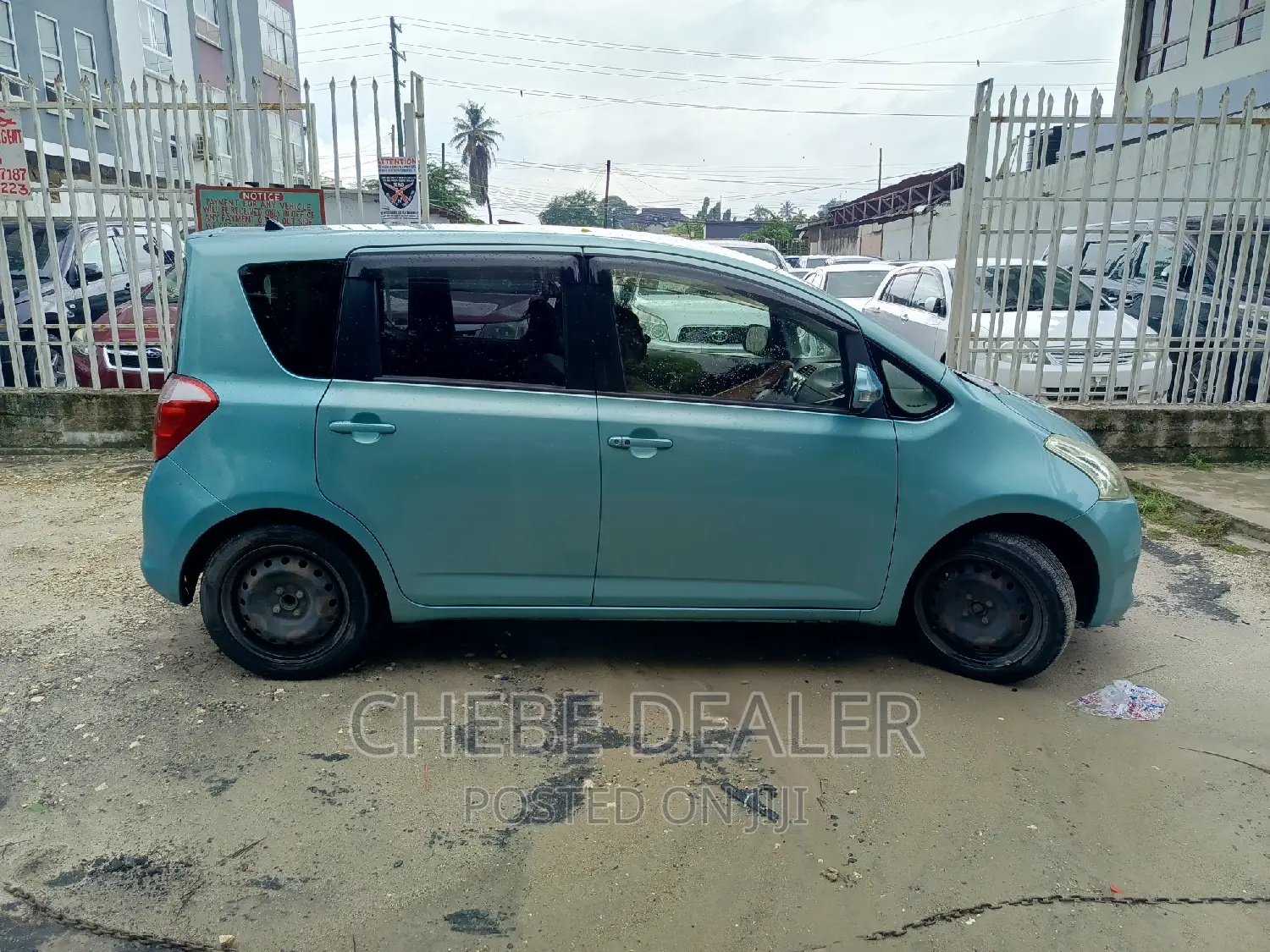 Toyota Ractis 1.3 FWD 2005 Blue