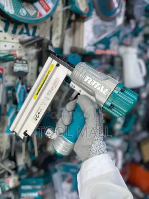 Combo Brad Nailer