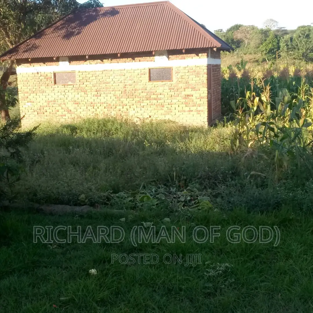 6bdrm Bungalow in Arusha for sale