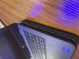 Laptop Dell Latitude 3310 4GB Intel SSD 256GB