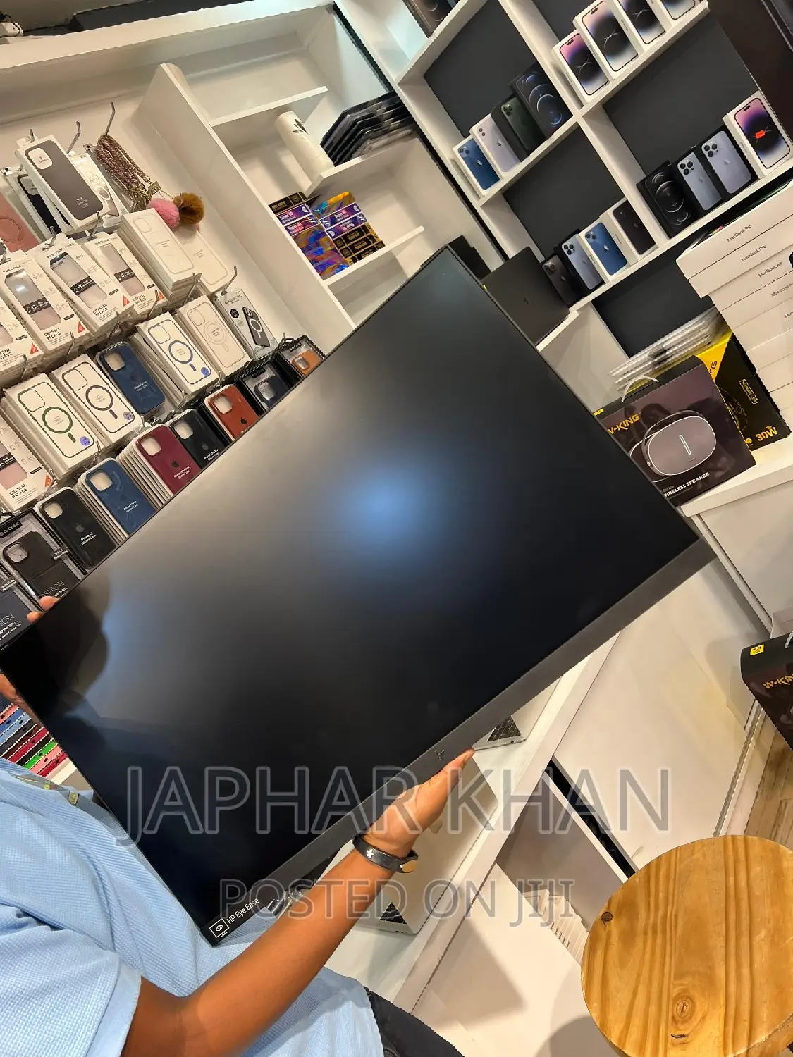 Frameless Hp Monitor