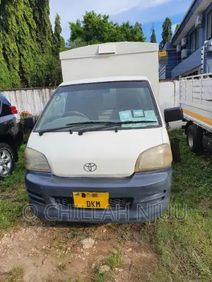Toyota TownAce 2003 White