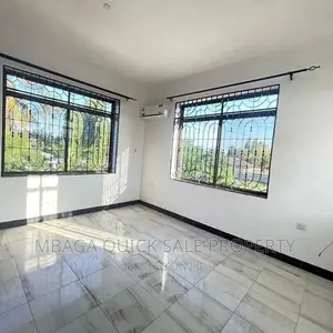 5bdrm House in Mbezi Beach  Efm for rent