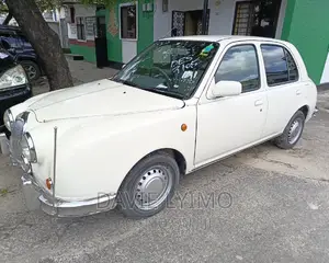 Nissan March 2001 Ivory