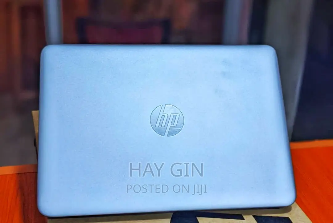 New Laptop HP EliteBook 820 G3 8GB Intel Core I5 HDD+SSD 256GB
