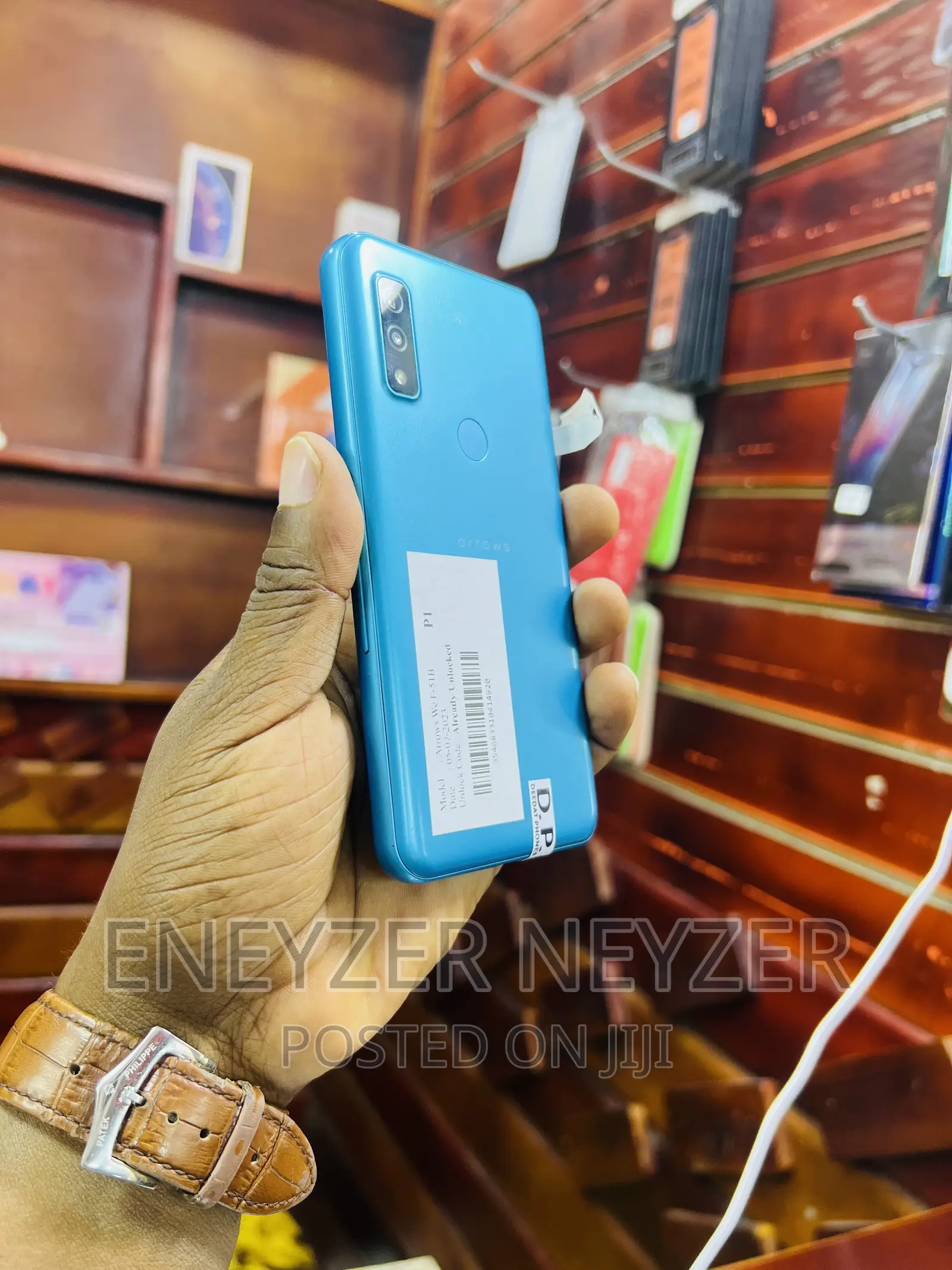 Fujitsu Arrows We F-51B 64 GB Blue