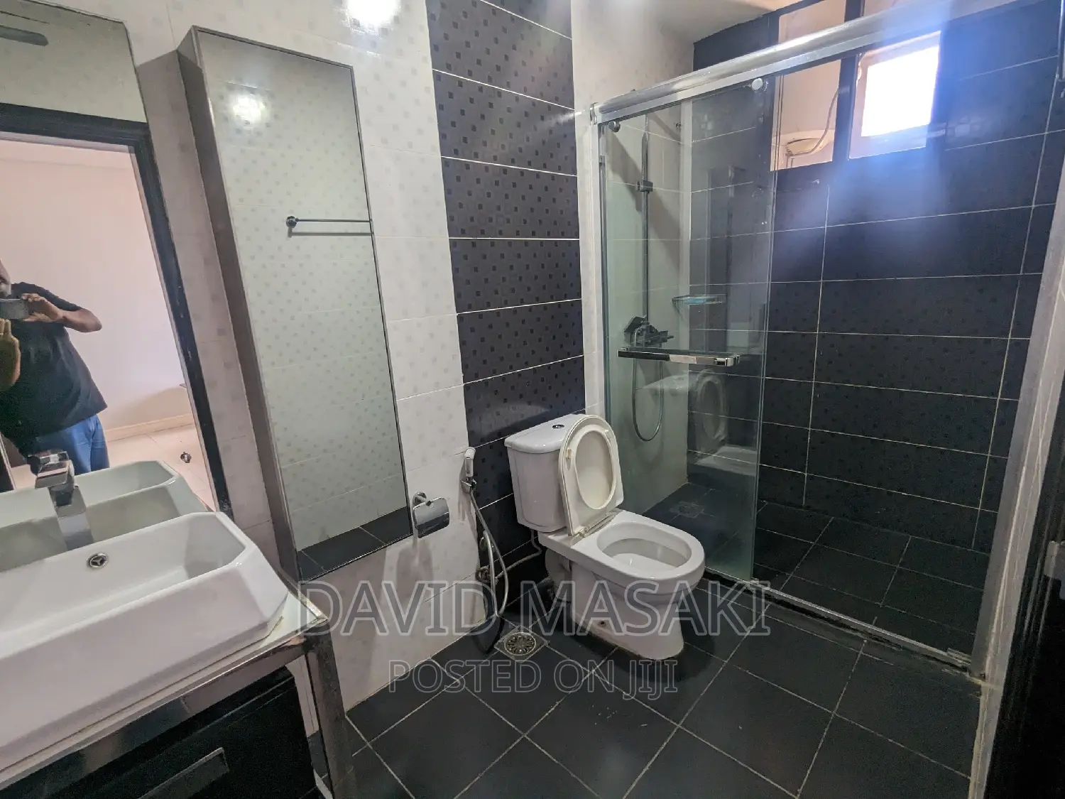 Furnished 3bdrm Apartment in Masaki for rent