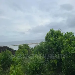 Beach Plot for Sale at Mbuyu Mtende, Zanzibar