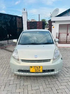 Toyota Passo 2004 Silver