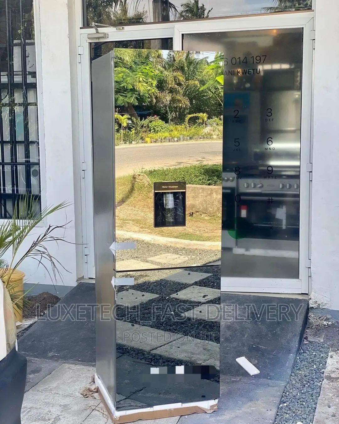 Hisense H370bmi-Water Dispenser Refrigerator Mirror Design