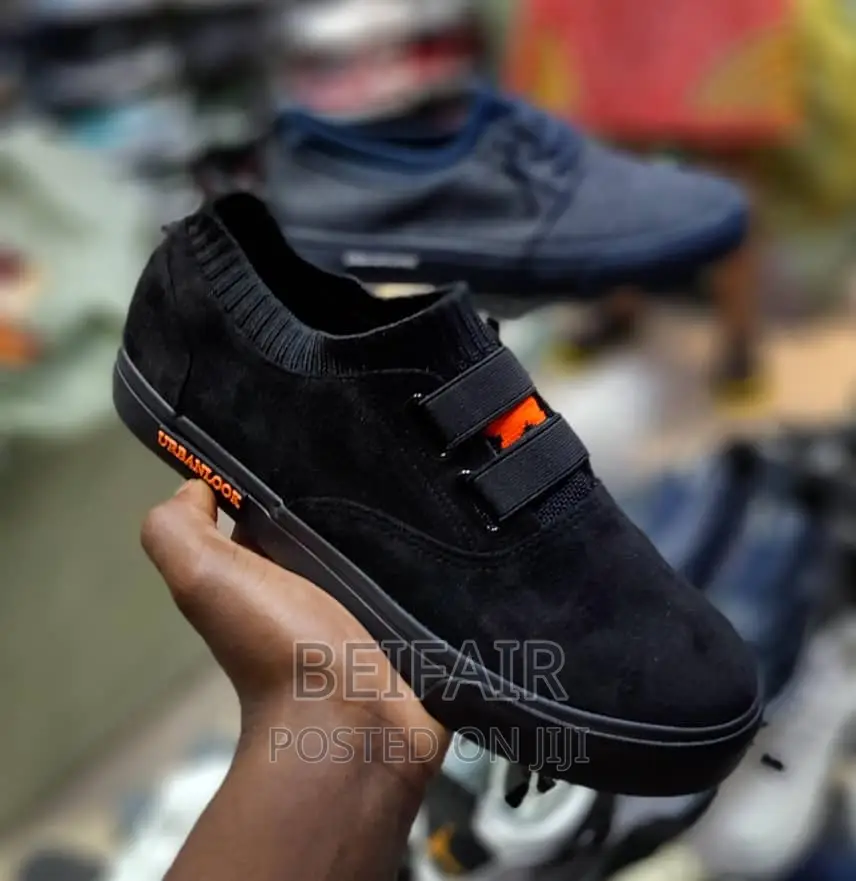 Simple Sneakers | Simpo Raba