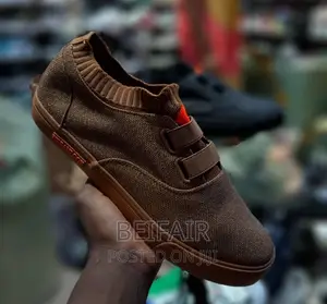 Simple Sneakers | Simpo Raba