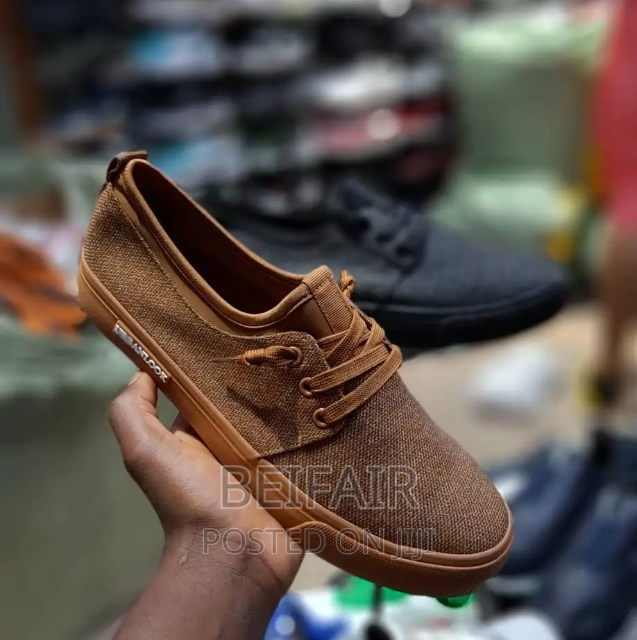Simple Sneakers | Simpo Raba
