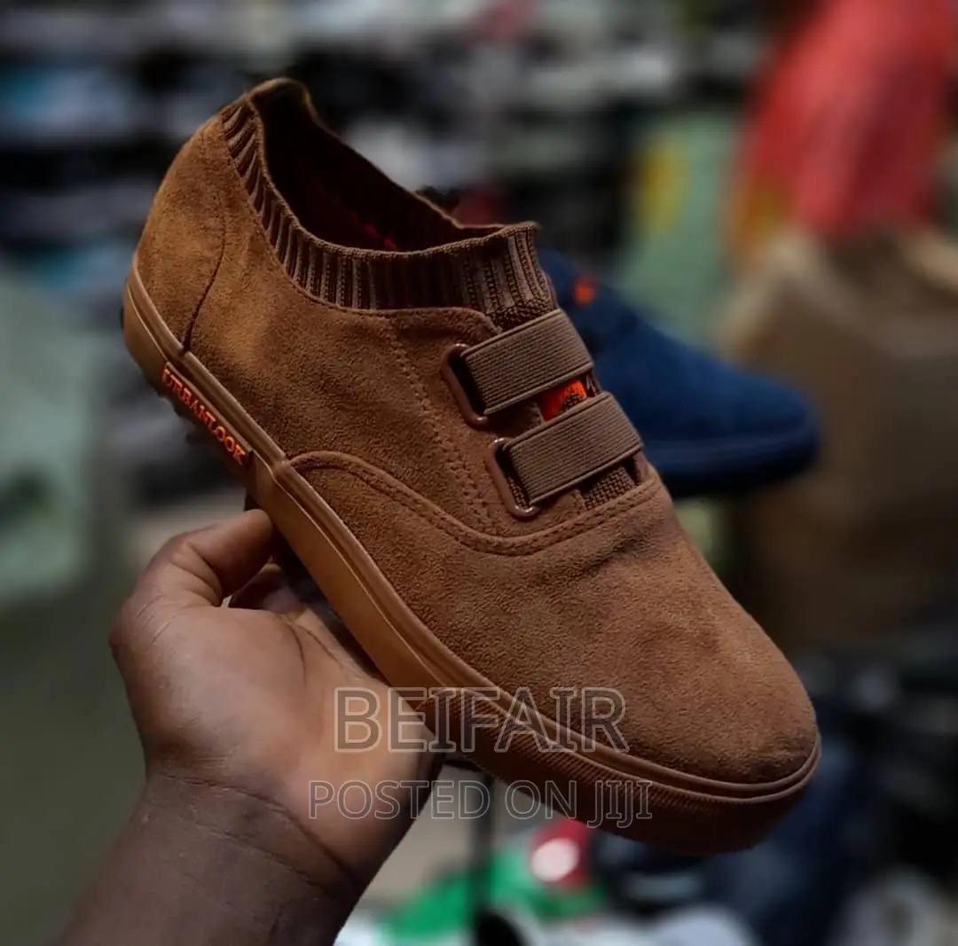 Simple Sneakers | Simpo Raba