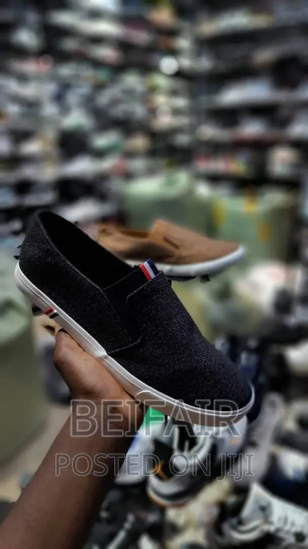 Simple Sneakers | Simpo Raba