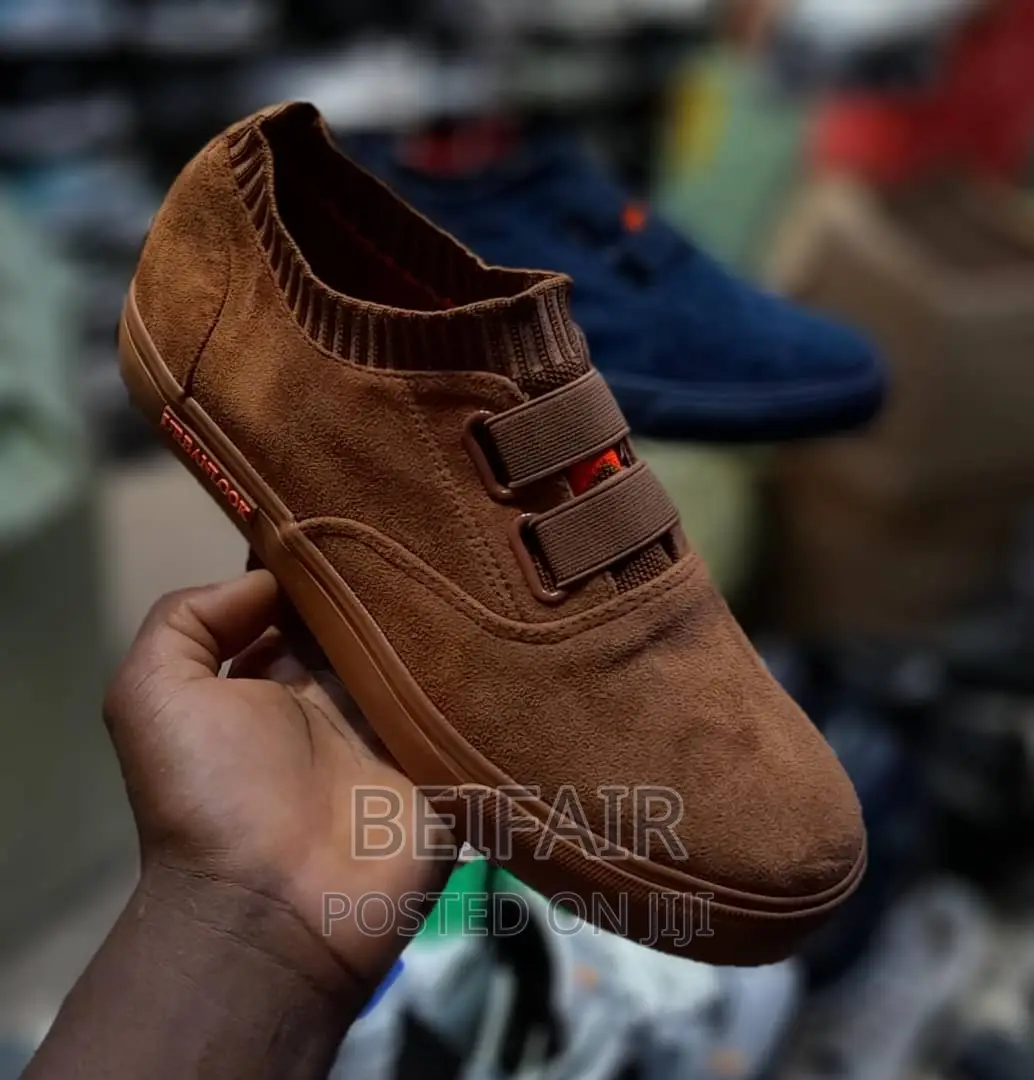 Simple Sneakers | Simpo Raba