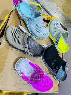 Womens Crocs Good Quality Material Rubber