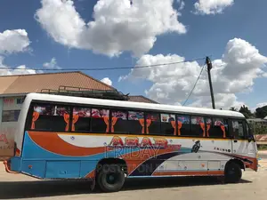 Tata Starbus Ultra Skool 2009 White