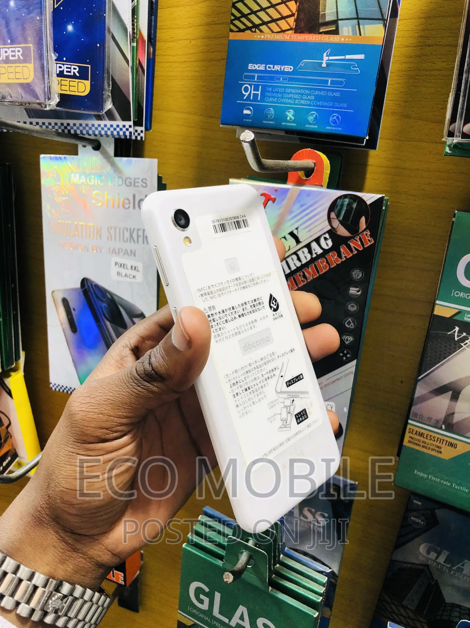 Sharp Aquos Sense 2 SHV43 32 GB White