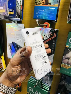 Sharp Aquos Sense 2 SHV43 32 GB White