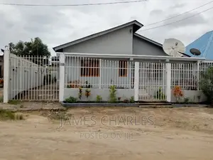 4bdrm House in Yombo Vituka for sale