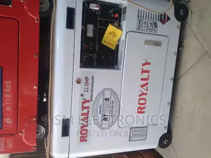 Royalty Rt7000s Generator