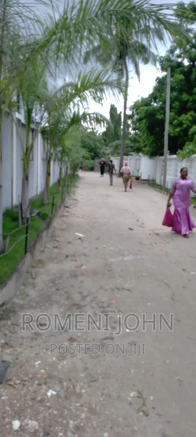 3bdrm Block of Flats in Tanzania Dsm Ukonga, Ilala for rent
