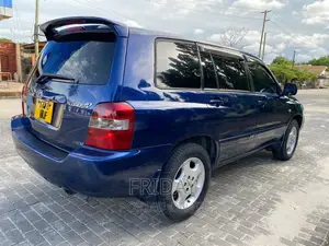 Toyota Kluger 2004 Blue