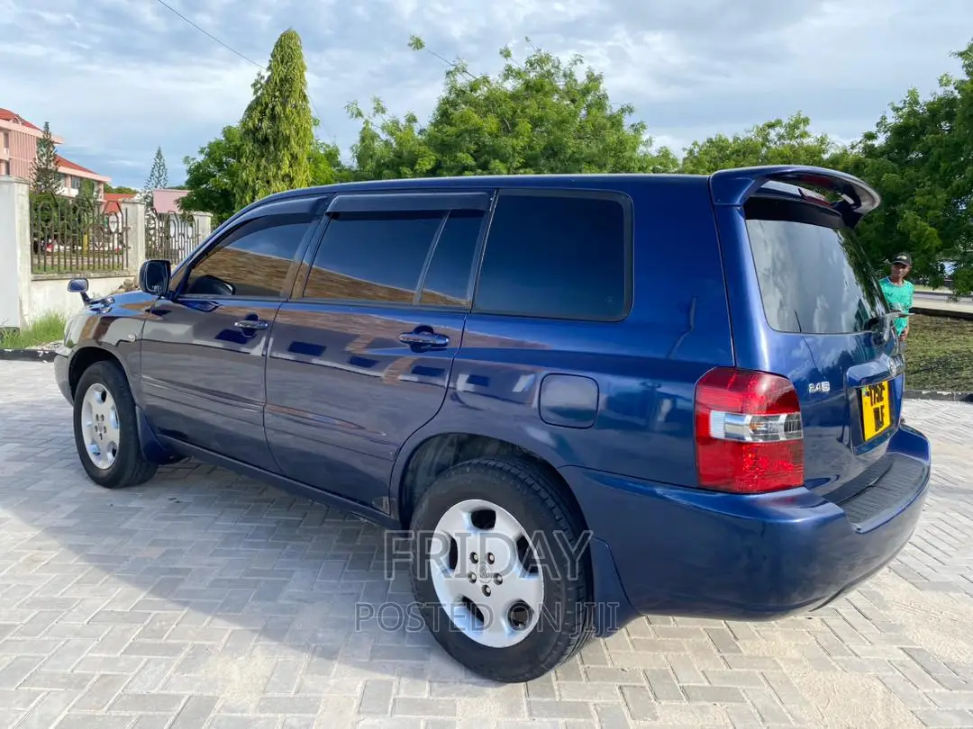 Toyota Kluger 2004 Blue