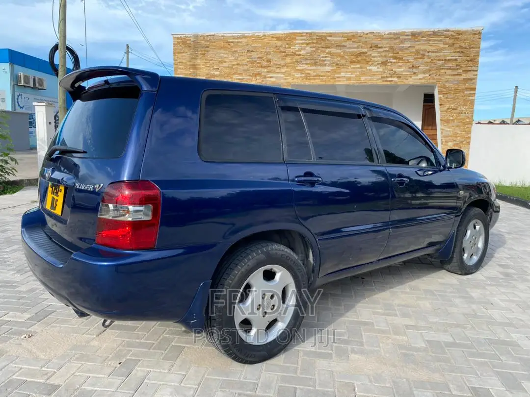 Toyota Kluger 2004 Blue