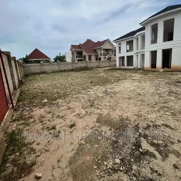 5bdrm House in Mbweni Jkt for sale