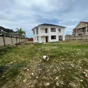 5bdrm House in Mbweni Jkt for sale