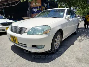 Toyota Mark II 2002 White