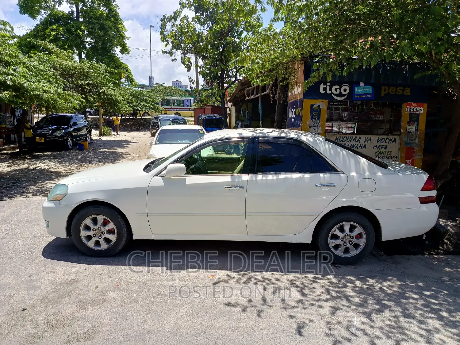 Toyota Mark II 2002 White