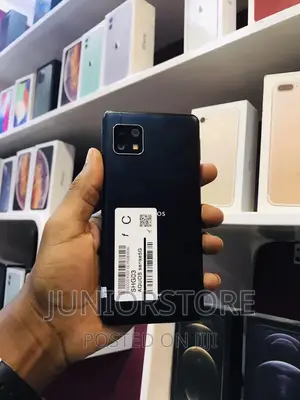 Sharp Aquos sense5G 64 GB Black
