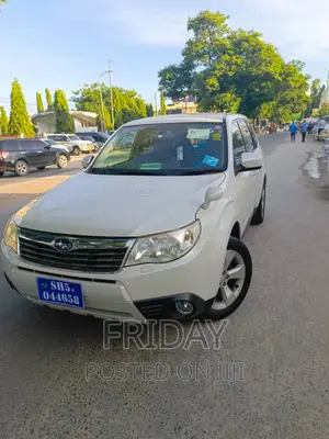 Subaru Forester 2009 White