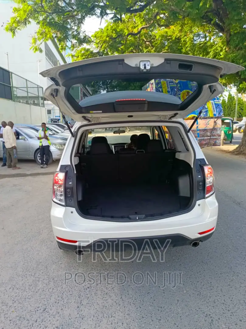 Subaru Forester 2009 White