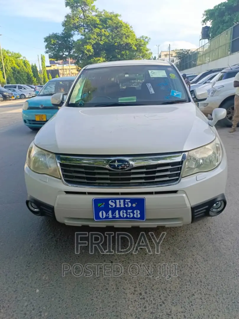 Subaru Forester 2009 White