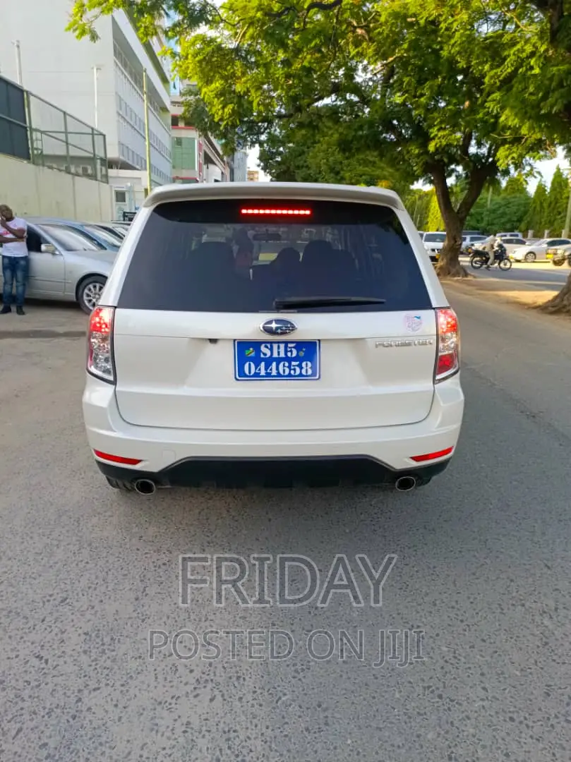Subaru Forester 2009 White